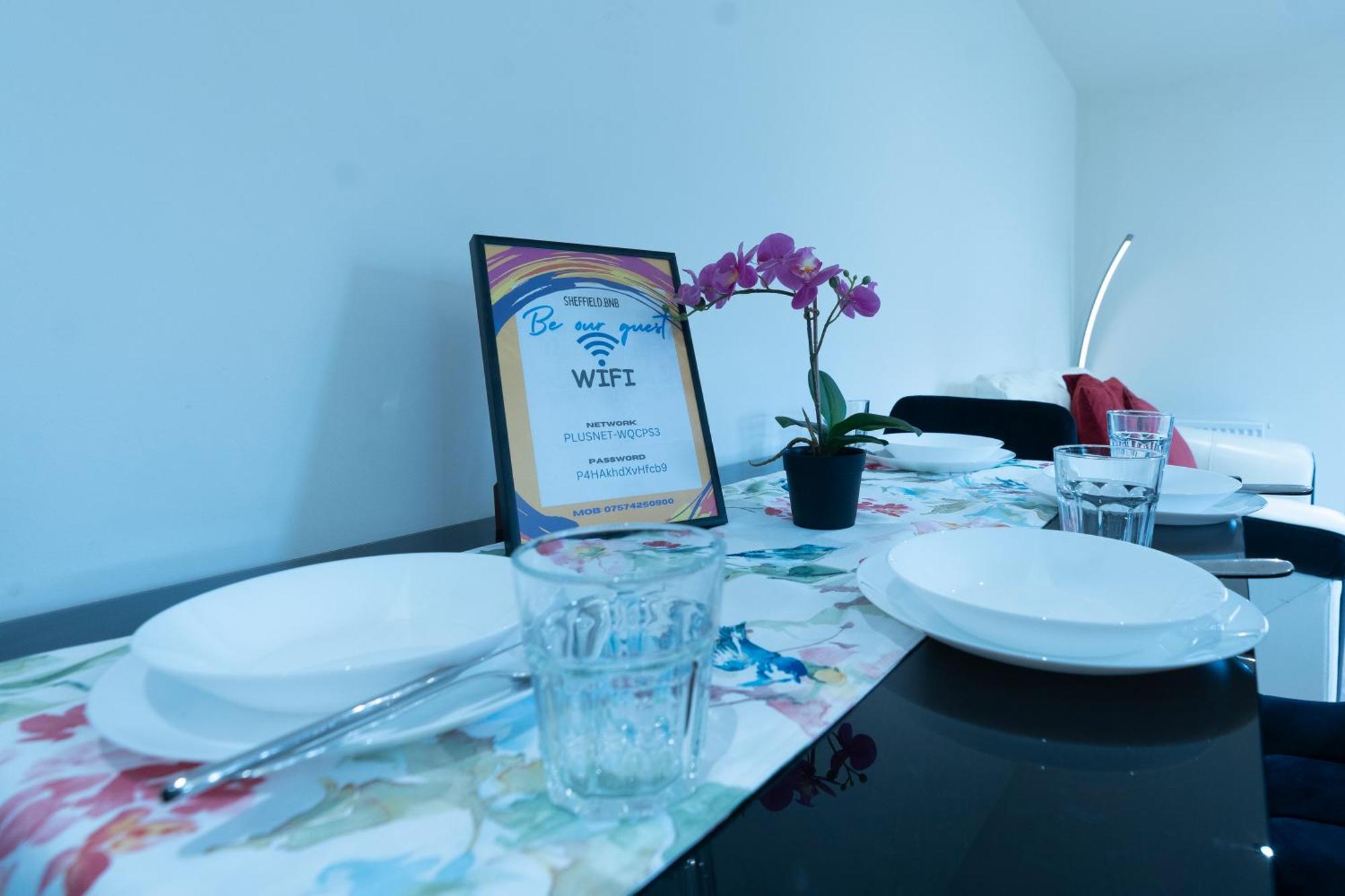 Luxury Ground Floor 2 Bedroom Apartment Free Wifi & Parking Sheffield Bagian luar foto