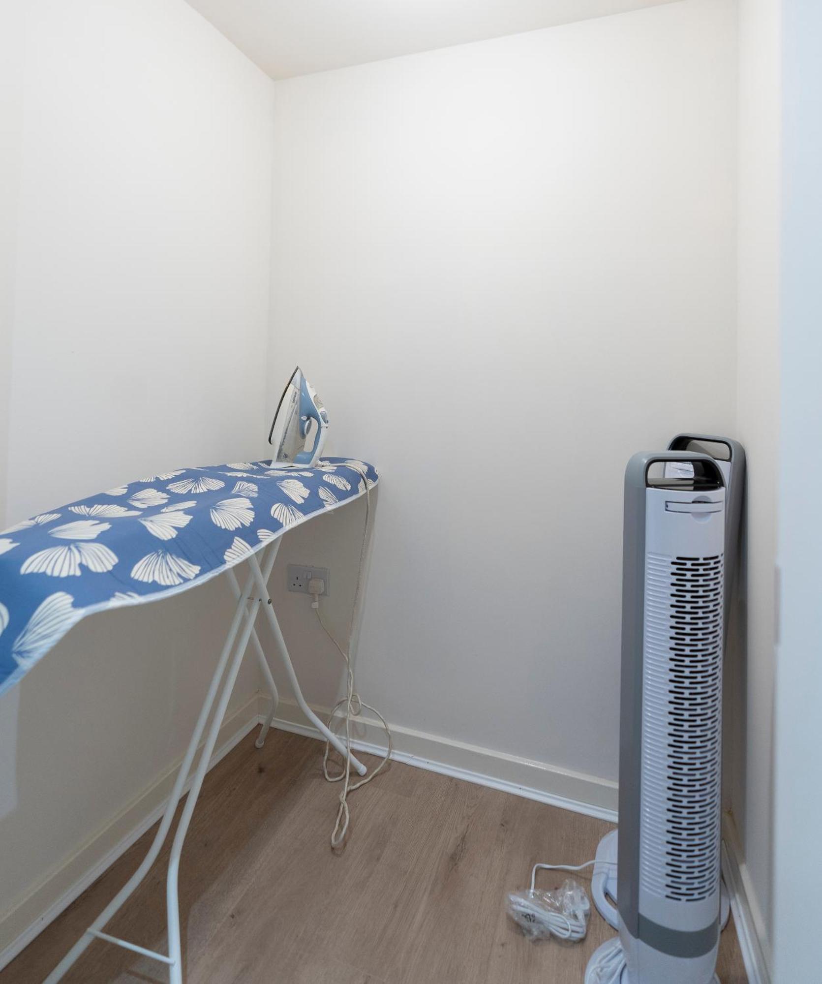 Luxury Ground Floor 2 Bedroom Apartment Free Wifi & Parking Sheffield Bagian luar foto